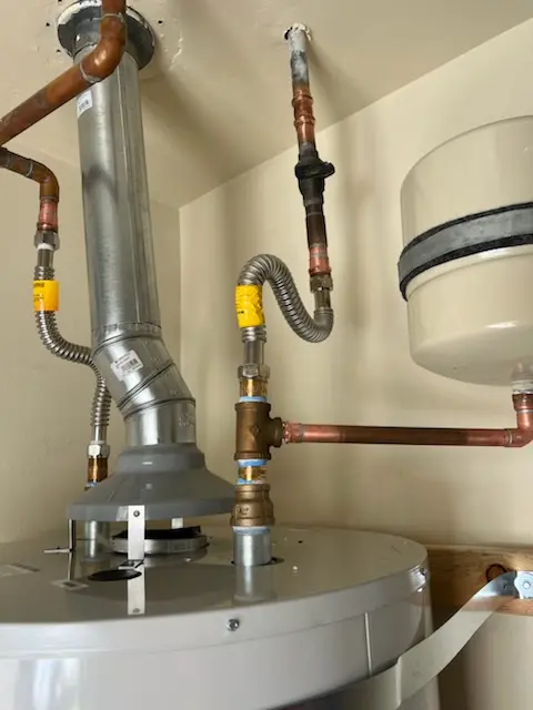 Water heater installation and plumbing repair in Coral Gables Section